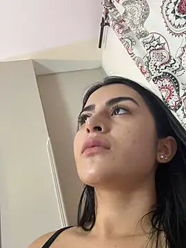 Snapshot of anniemorgan01 chatting on December 26, 9:11 am anniemorgan01 online show from December 26, 9:11 am