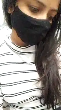 Snapshot of Mahi_Baby25 chatting on February 27, 12:13 pm Mahi Baby25 online show from February 27, 12:13 pm