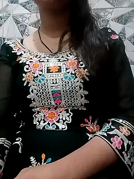Snapshot of Mahi_Baby25 chatting on September 19, 4:51 pm Mahi Baby25 online show from September 19, 4:51 pm