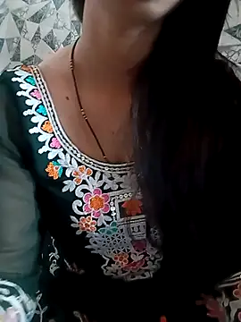 Snapshot of Mahi_Baby25 chatting on September 26, 4:27 am Mahi Baby25 online show from September 26, 4:27 am