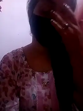 Snapshot of Mahi_Baby25 chatting on October 15, 2:44 am Mahi Baby25 online show from October 15, 2:44 am