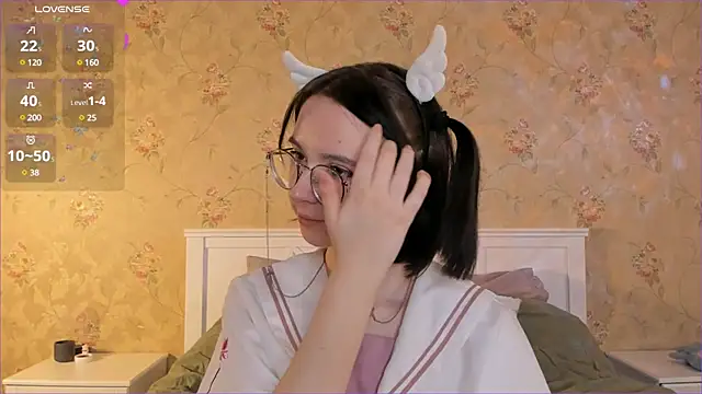 Nora Failure online show from December 19, 11:07 am