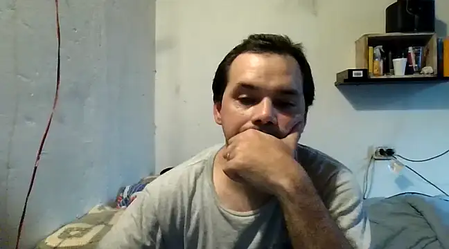 Snapshot of Lolosalvage83 chatting on December 14, 7:36 pm Lolosalvage83 online show from December 14, 7:36 pm