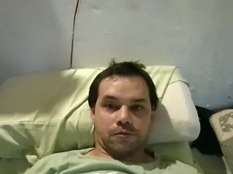 Snapshot of Lolosalvage83 chatting on January 1, 10:54 am Lolosalvage83 online show from January 1, 10:54 am