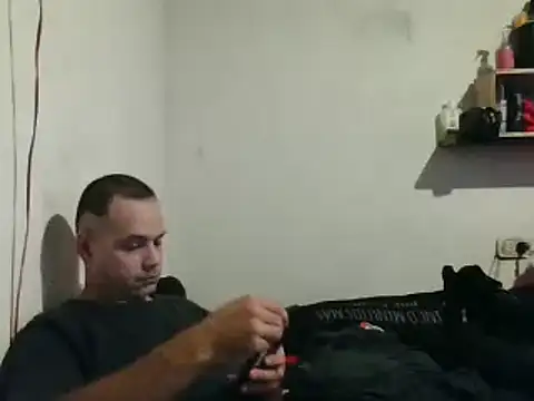 Snapshot of Lolosalvage83 chatting on March 22, 8:15 pm Lolosalvage83 online show from March 22, 8:15 pm