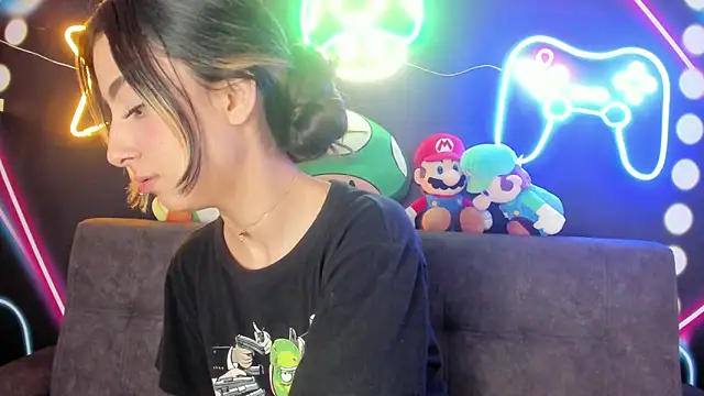 Snapshot of ParisFox_ chatting on January 14, 11:37 pm ParisFox online show from January 14, 11:37 pm