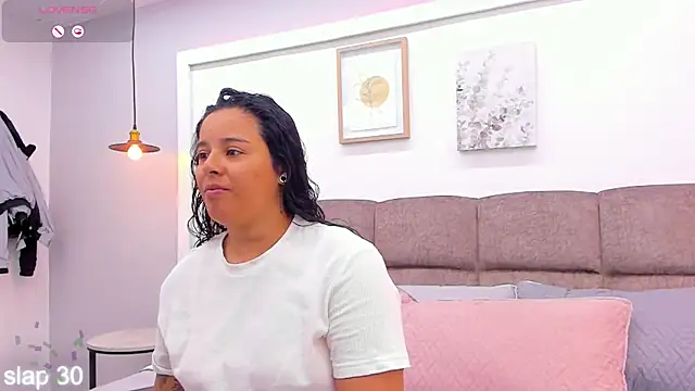 Dilan y Mia online show from March 9, 11:25 am