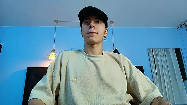 Snapshot of Lobo_17_ chatting on January 21, 3:48 am Lobo 17 online show from January 21, 3:48 am