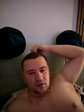 KarlosCarutox online show from December 17, 7:42 pm