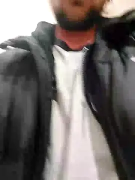 QcMisterv13 online show from December 23, 1:25 am