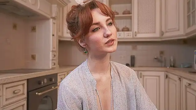 EsmaCrumbley online show from February 21, 4:18 am