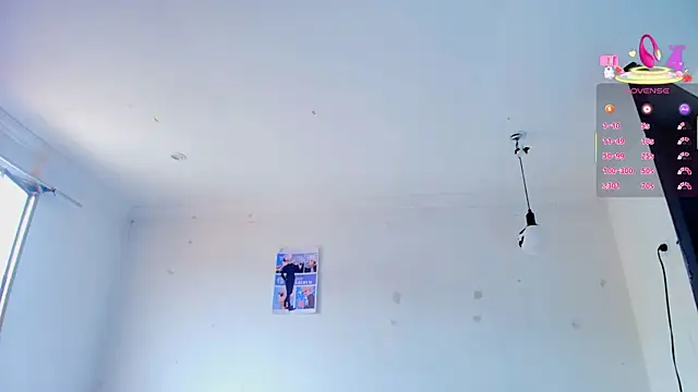 Snapshot of twink_sebas_ chatting on November 17, 3:29 pm twink sebas online show from November 17, 3:29 pm