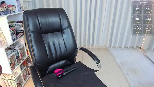 misshoneyxxx online show from November 8, 4:56 am