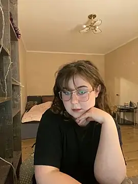 Snapshot of cinnabon_ chatting on January 11, 11:34 am cinnabon online show from January 11, 11:34 am