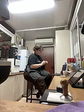 Snapshot of cinnabon_ chatting on January 24, 3:13 pm cinnabon online show from January 24, 3:13 pm