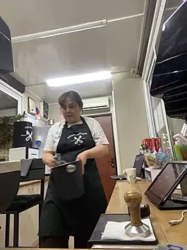 Snapshot of cinnabon_ chatting on February 12, 5:37 pm cinnabon online show from February 12, 5:37 pm