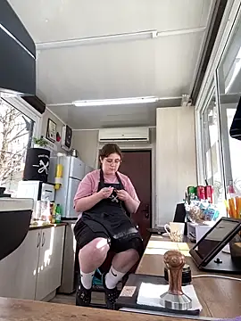 Snapshot of cinnabon_ chatting on March 12, 12:36 pm cinnabon online show from March 12, 12:36 pm