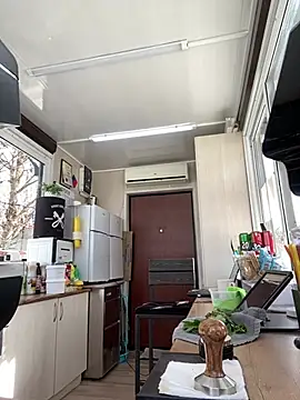 Snapshot of cinnabon_ chatting on March 13, 11:08 am cinnabon online show from March 13, 11:08 am