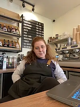 Snapshot of cinnabon_ chatting on September 14, 12:37 pm cinnabon online show from September 14, 12:37 pm