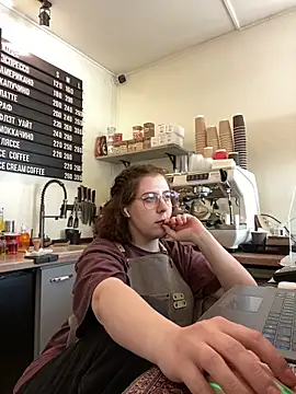 Snapshot of cinnabon_ chatting on May 11, 2:45 pm cinnabon online show from May 11, 2:45 pm