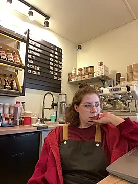 Snapshot of cinnabon_ chatting on May 29, 1:53 pm cinnabon online show from May 29, 1:53 pm
