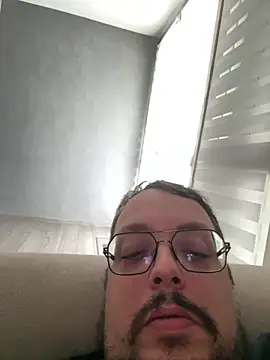 junior49280 online show from October 24, 1:51 pm