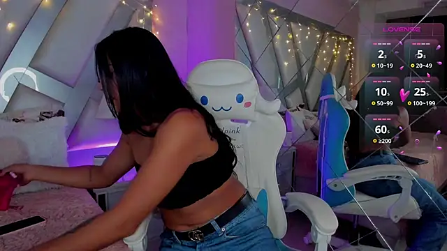 Snapshot of Amber_villalobos_ chatting on February 20, 8:58 pm Amber villalobos  online show from February 20, 8:58 pm