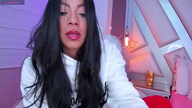 Snapshot of Amber_villalobos_ chatting on September 25, 3:43 am Amber villalobos  online show from September 25, 3:43 am