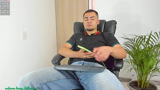 kalivan voinesscu online show from March 6, 5:59 am