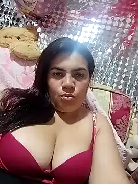 Snapshot of naughty-sharlot chatting on January 1, 10:24 pm naughty-sharlot online show from January 1, 10:24 pm