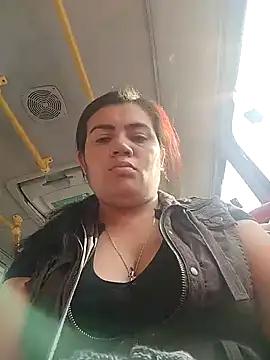 Snapshot of naughty-sharlot chatting on January 8, 8:29 pm naughty-sharlot online show from January 8, 8:29 pm