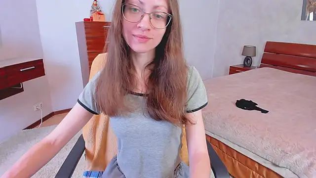 Pantyhose Mila online show from February 5, 8:24 pm