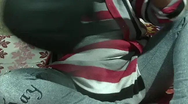 Snapshot of Tameesh_sexy_mistress chatting on March 6, 4:17 pm Tameesh sexy mistress online show from March 6, 4:17 pm