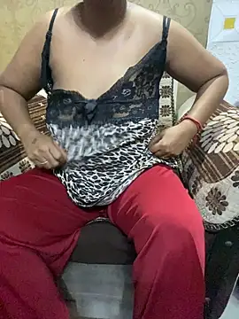 Snapshot of Tameesh_sexy_mistress chatting on October 16, 5:19 am Tameesh sexy mistress online show from October 16, 5:19 am