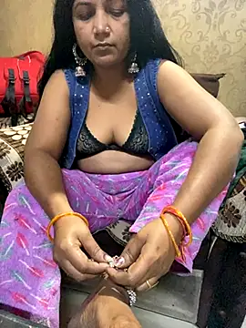 Snapshot of Tameesh_sexy_mistress chatting on November 16, 10:32 am Tameesh sexy mistress online show from November 16, 10:32 am