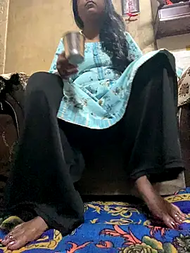 Snapshot of Tameesh_sexy_mistress chatting on November 26, 5:19 am Tameesh sexy mistress online show from November 26, 5:19 am