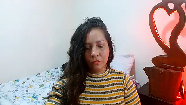 naihroby online show from December 3, 12:13 am