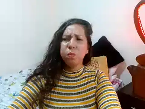 naihroby online show from December 3, 3:20 am