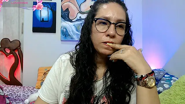 naihroby online show from December 1, 2:38 am