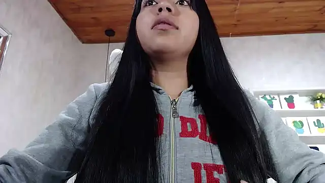 CarolineBrunx online show from September 14, 8:35 am