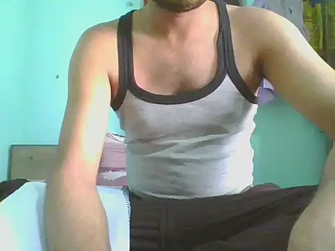 Snapshot of Ishan003 chatting on October 24, 5:15 am Ishan003 online show from October 24, 5:15 am