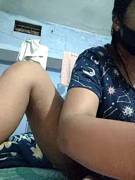 Snapshot of Priya_Strip chatting on February 3, 8:13 pm Priya Strip online show from February 3, 8:13 pm