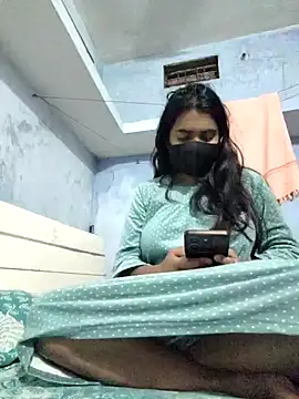 Snapshot of Priya_Strip chatting on February 13, 10:11 pm Priya Strip online show from February 13, 10:11 pm