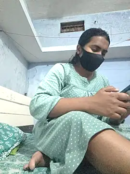 Snapshot of Priya_Strip chatting on February 15, 5:50 pm Priya Strip online show from February 15, 5:50 pm