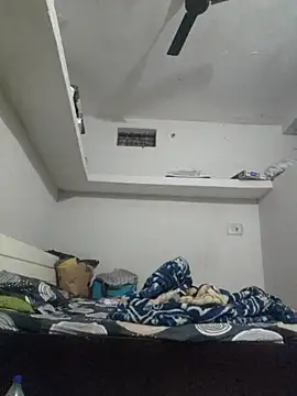 Snapshot of Priya_Strip chatting on November 7, 1:33 pm Priya Strip online show from November 7, 1:33 pm