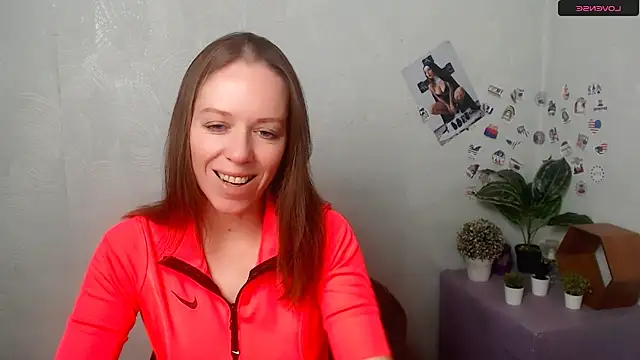 GloriaSi  online show from December 4, 5:50 am