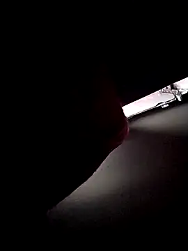 Snapshot of Jovende28 chatting on November 4, 5:12 pm Jovende28 online show from November 4, 5:12 pm