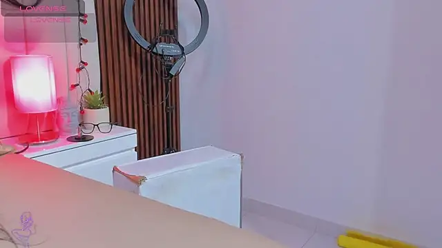 Meli castillo online show from February 26, 11:20 am