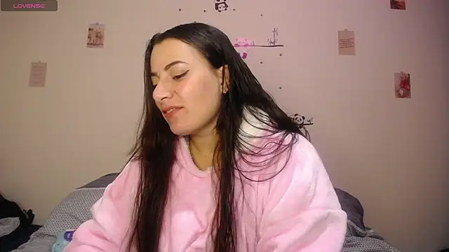 Snapshot of sofi_66 chatting on October 10, 4:11 am sofi 66 online show from October 10, 4:11 am