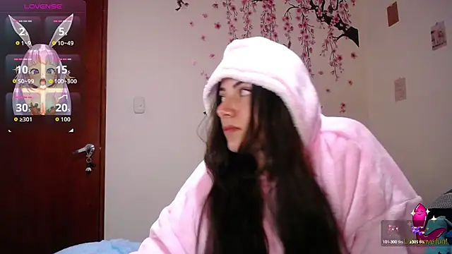 Snapshot of sofi_66 chatting on October 14, 5:30 am sofi 66 online show from October 14, 5:30 am